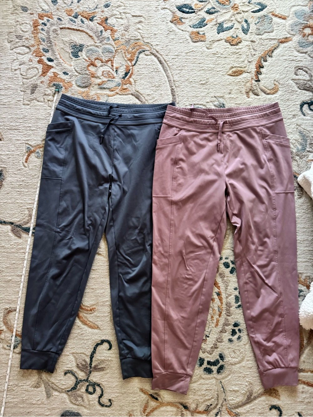 32 Degrees 2-Piece Joggers – Mauve & Charcoal